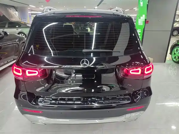 Mercedes-Benz GLB 2021