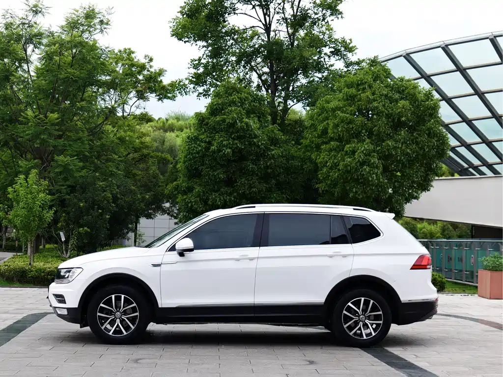 Volkswagen Tiguan L 2018