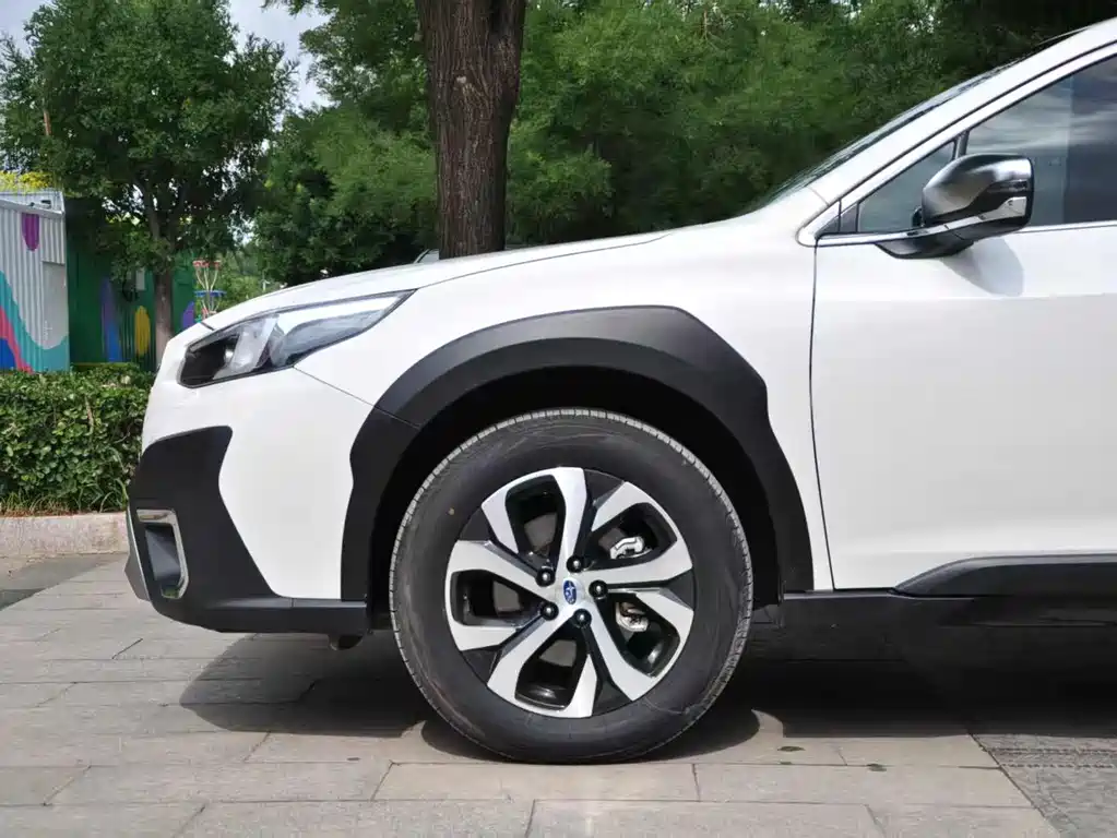 Subaru Outback 2021 — фото 6