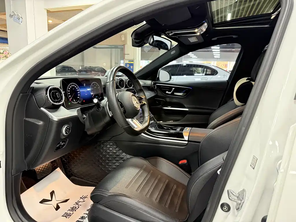 Mercedes-Benz C-Class 2022 — фото 6