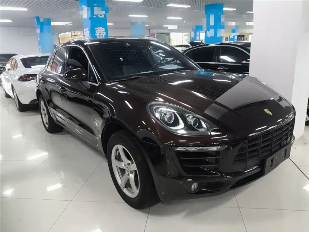 Porsche Macan 2017 — фото 22