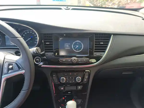 Buick Encore 2018