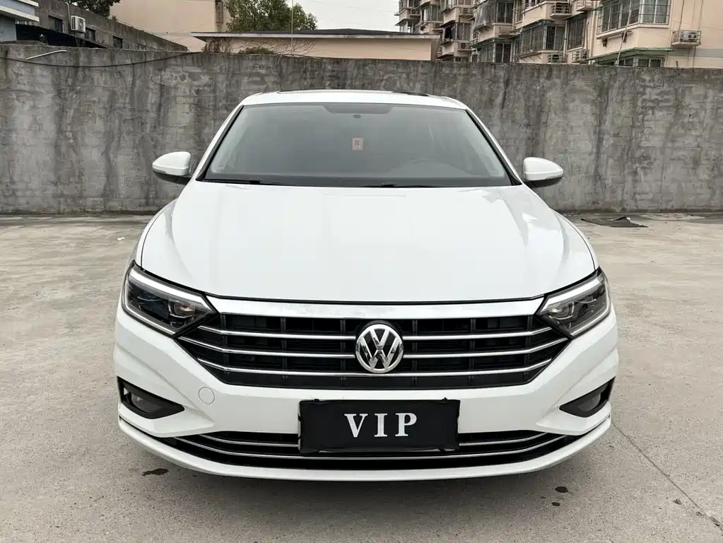 Volkswagen Sagitar 2021