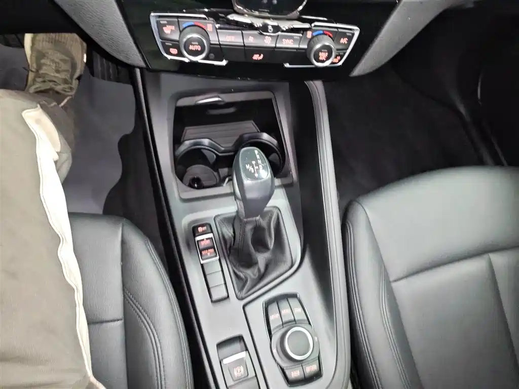 BMW X1 2019 — фото 10