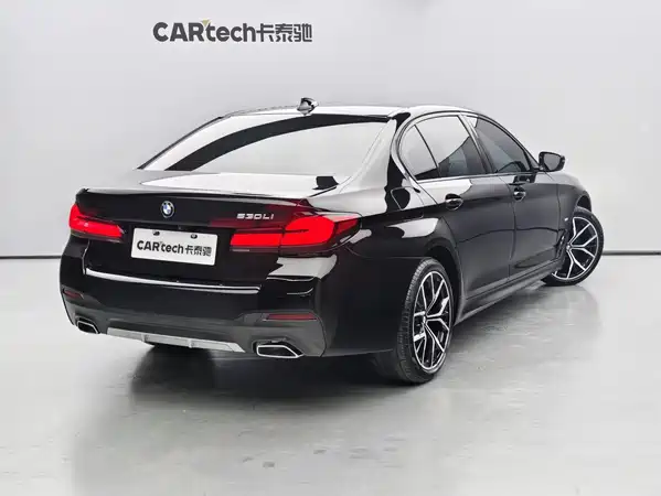 BMW 5 Series 2021