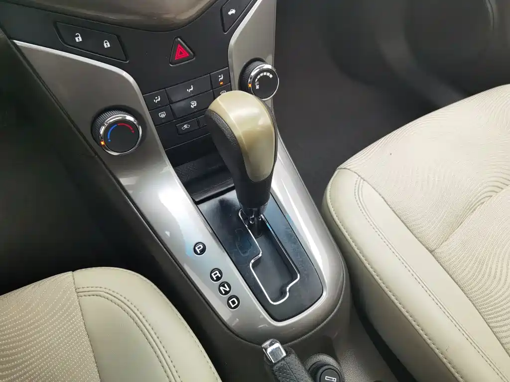 Chevrolet Cruze 2016 — фото 13