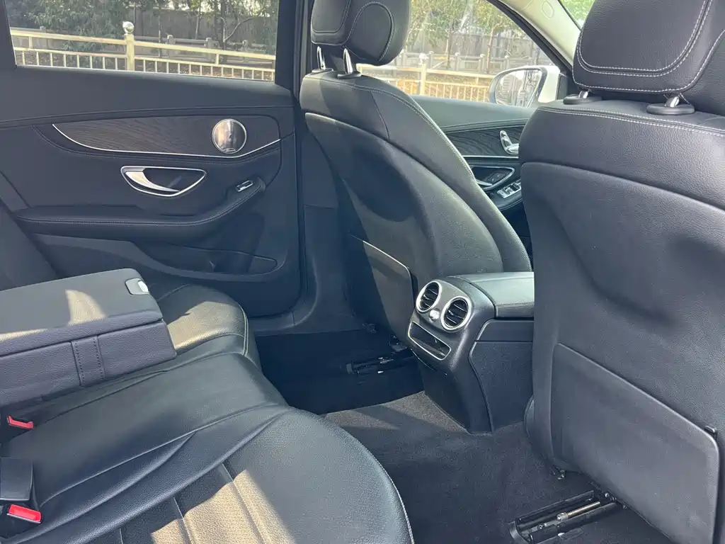 Mercedes-Benz C-Class 2020 — фото 14