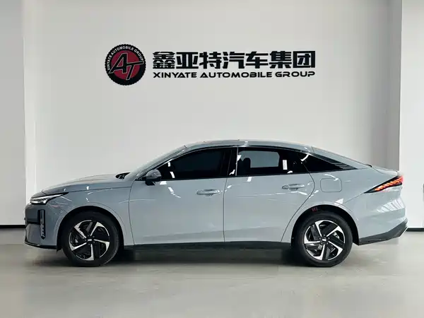 Geely Galaxy L6 2026