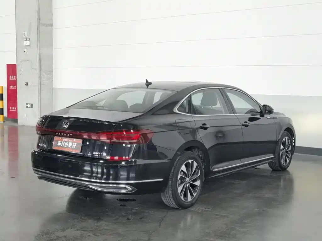 Volkswagen Passat 2021