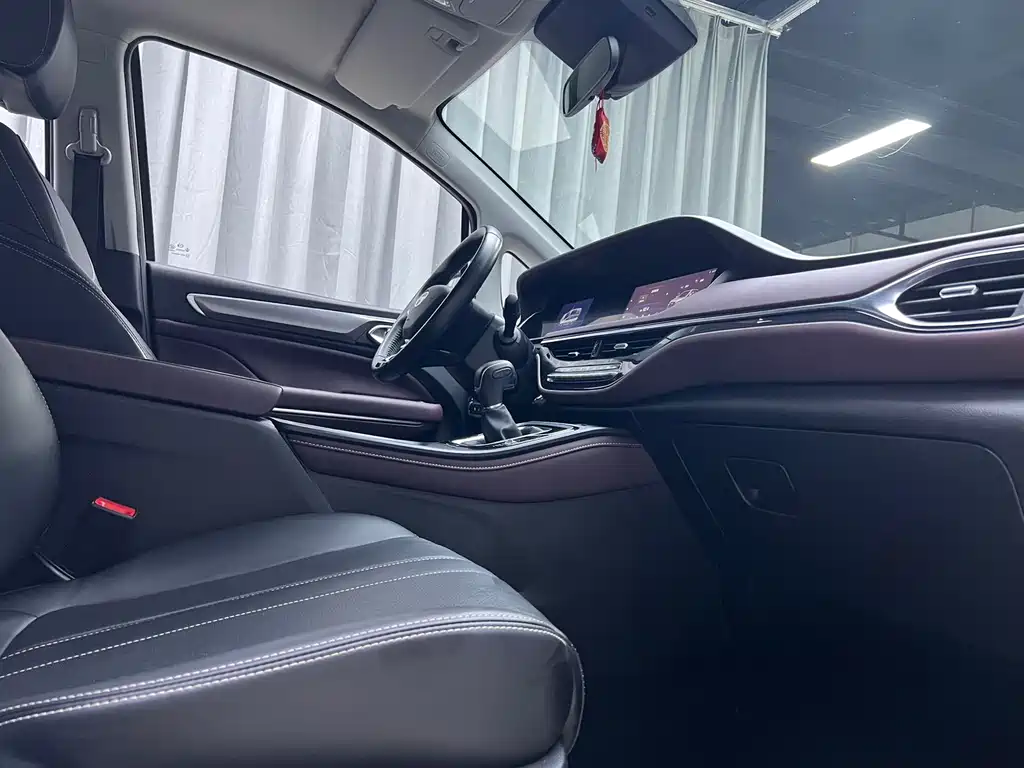 GAC Trumpchi M6 2022 — фото 19