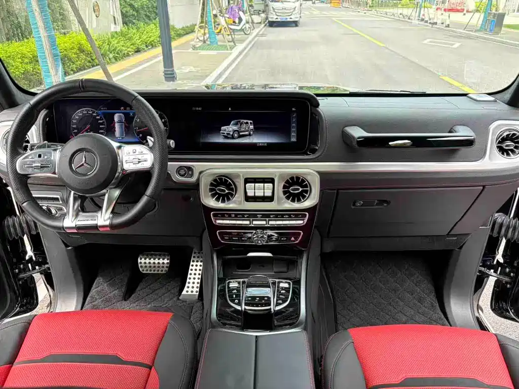 Mercedes-Benz G-Class AMG 2019 — фото 15