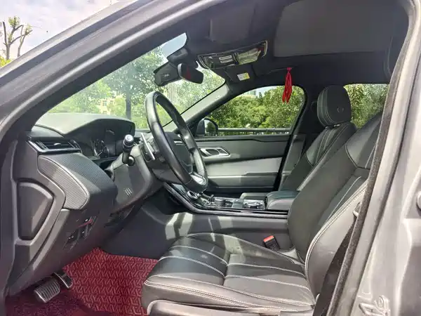 Land Rover Range Rover Velar 2020