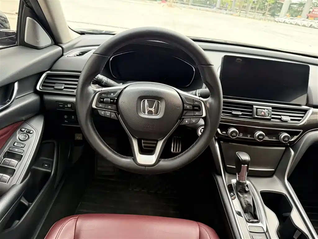 Honda Accord 2022 — фото 3