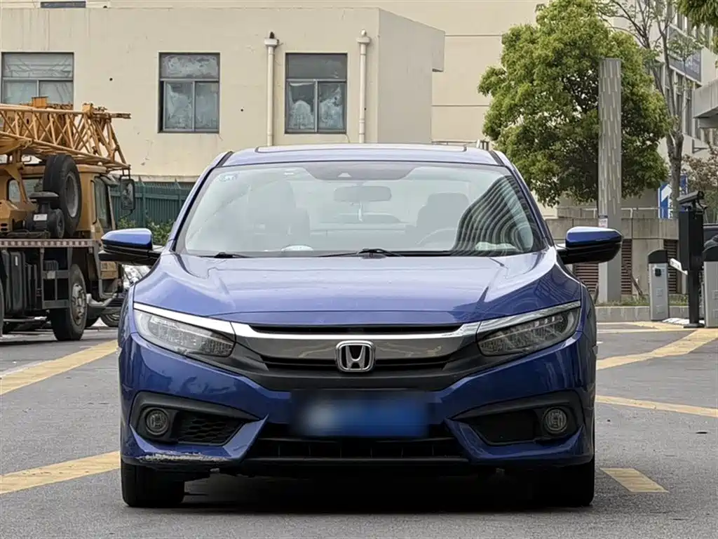 Honda Civic 2017 — фото 23