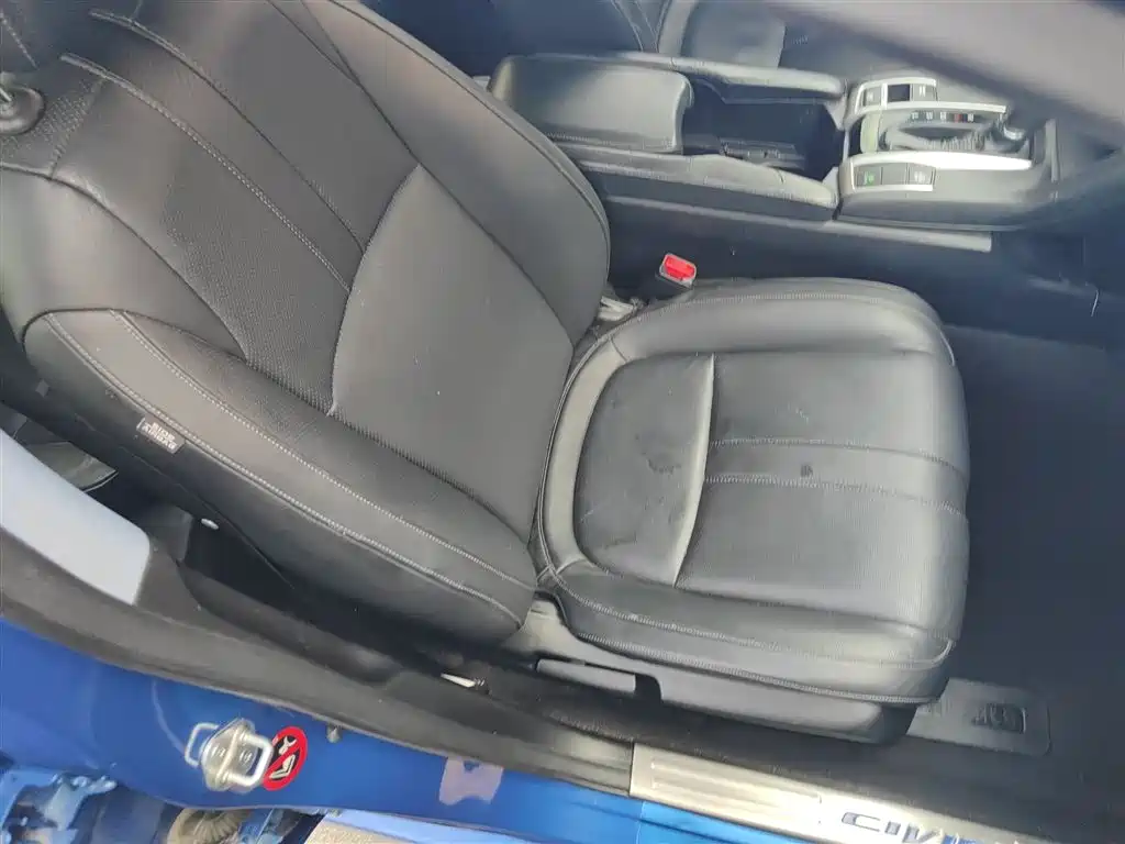 Honda Civic 2017 — фото 18