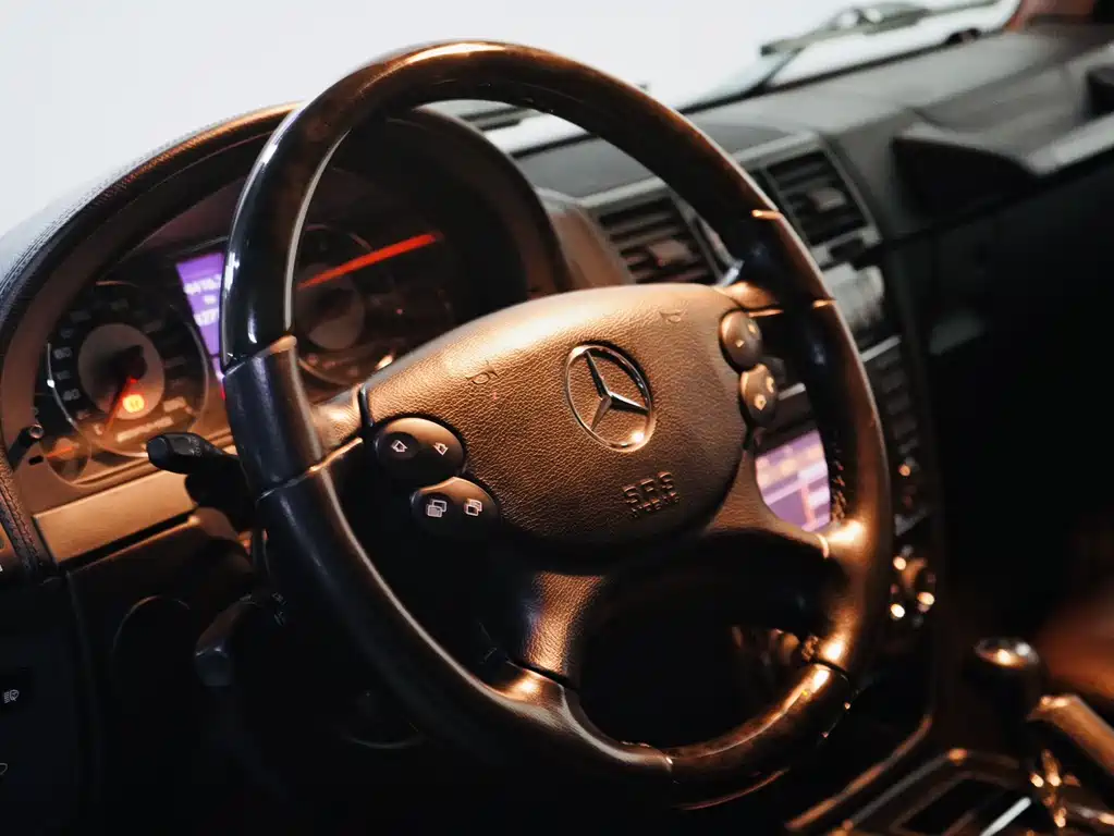 Mercedes-Benz G-Class AMG 2011 — фото 8