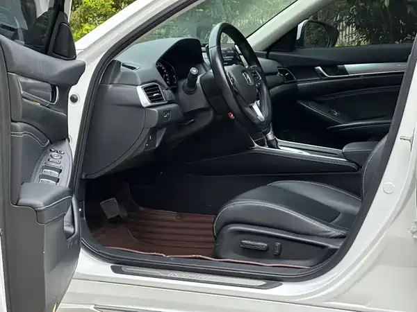 Honda Inspire 2021