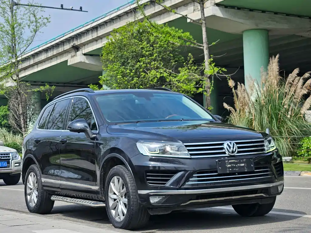 Volkswagen Touareg 2017 — фото 7
