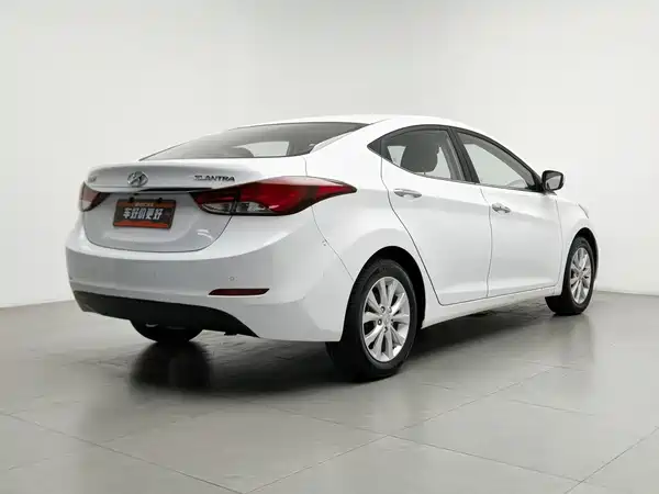 Hyundai Elantra Langdong 2017