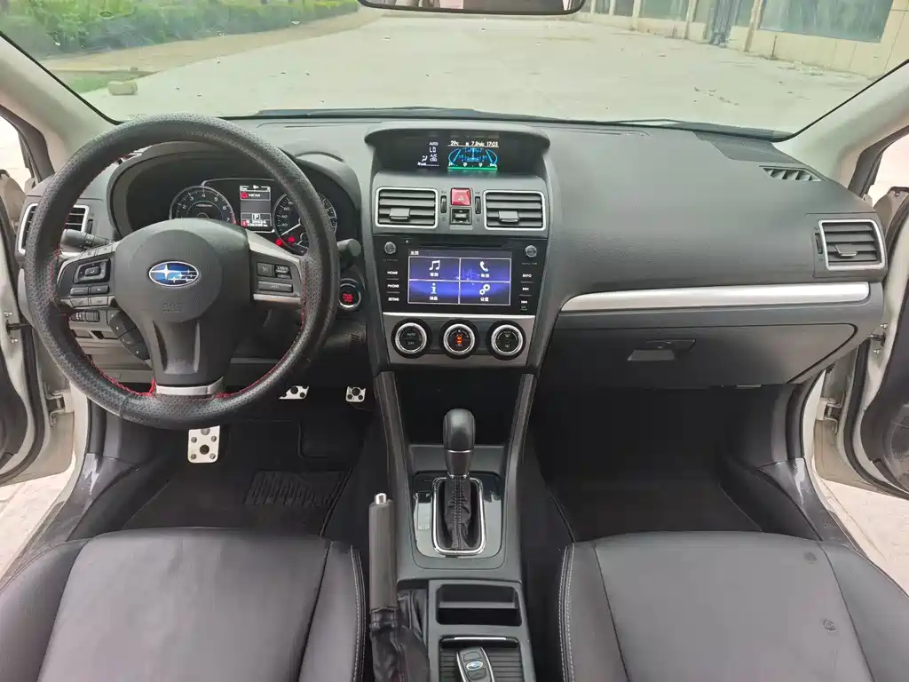 Subaru XV 2015