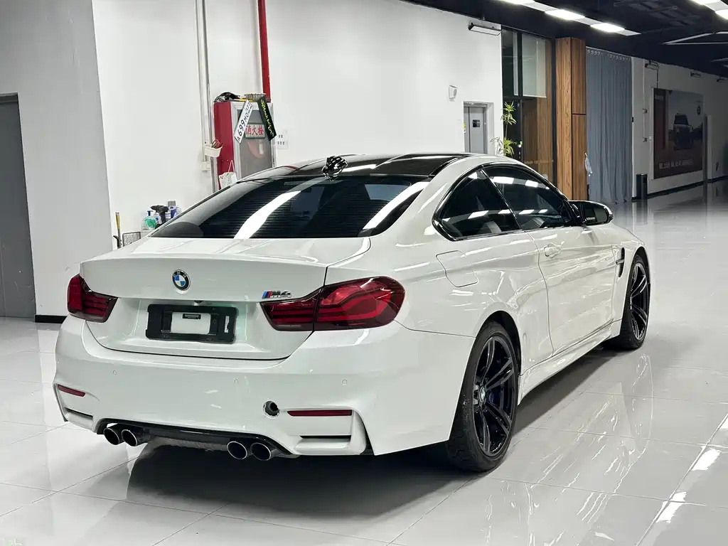 BMW M4 2016 — фото 6