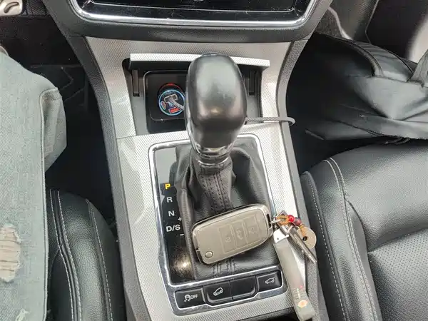 Roewe RX5 2018