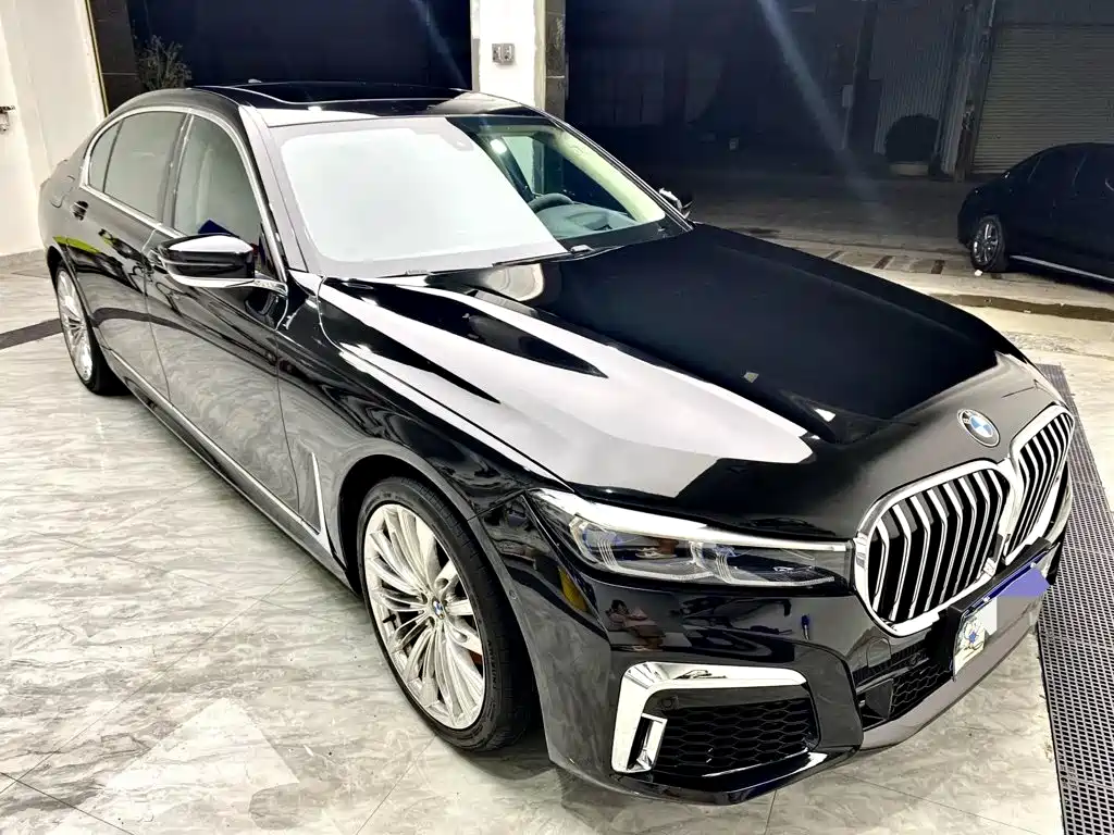 BMW 7 Series 2016 — фото 18