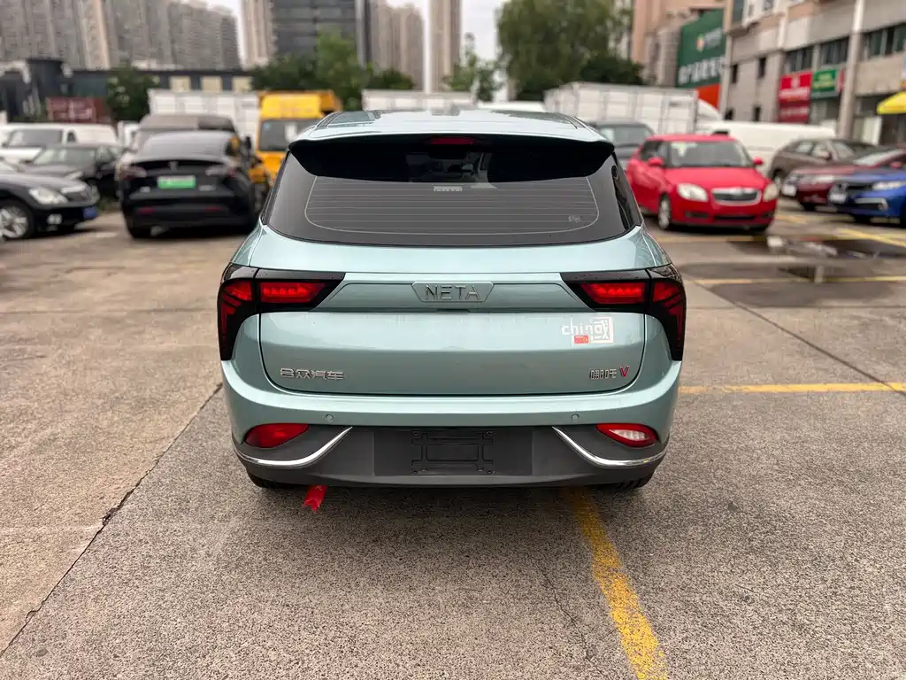 Neta V 2023