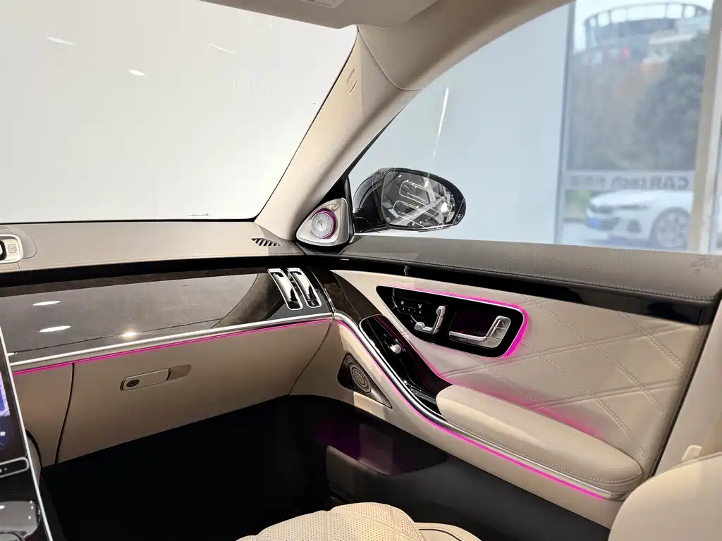 Mercedes-Benz Maybach S-Class 2023 — фото 8