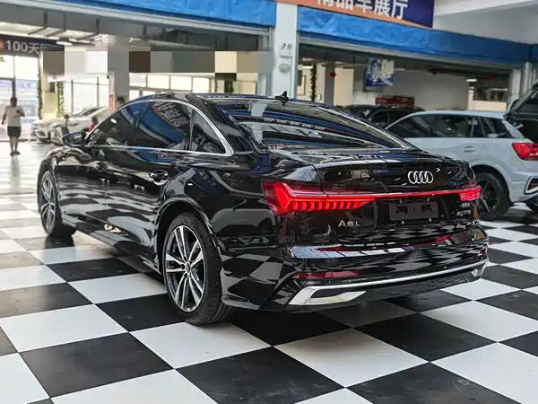 Audi A6L 2023