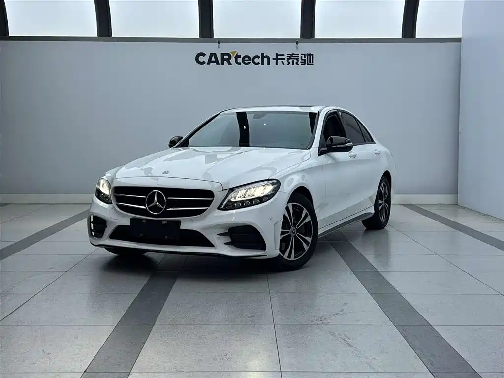 Mercedes-Benz C-Class 2019