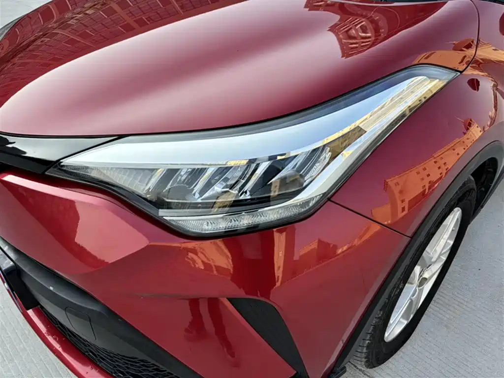 Toyota C-HR 2021 — фото 23