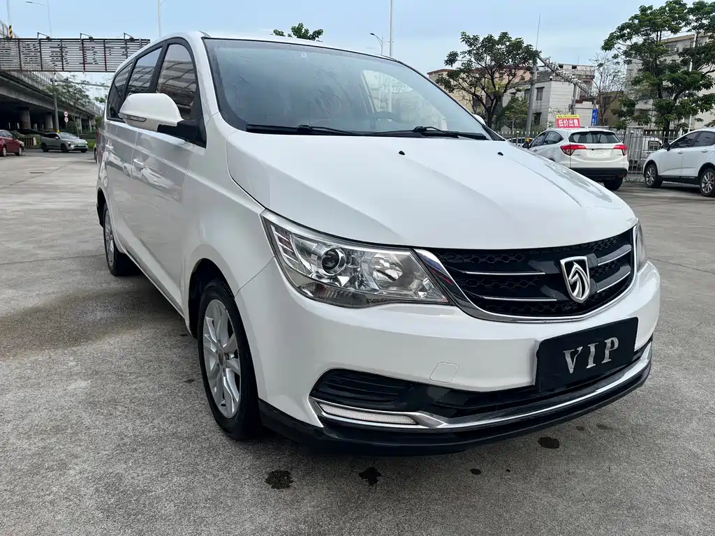 Baojun 730 2018