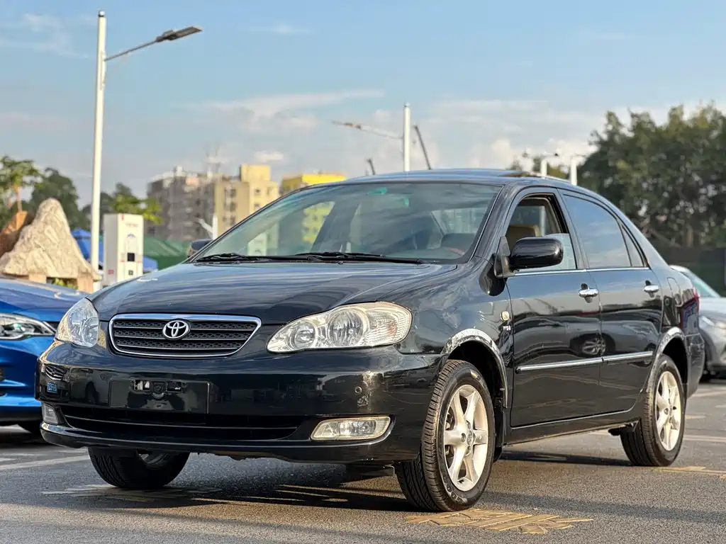 Toyota Corolla 2006 — фото 1