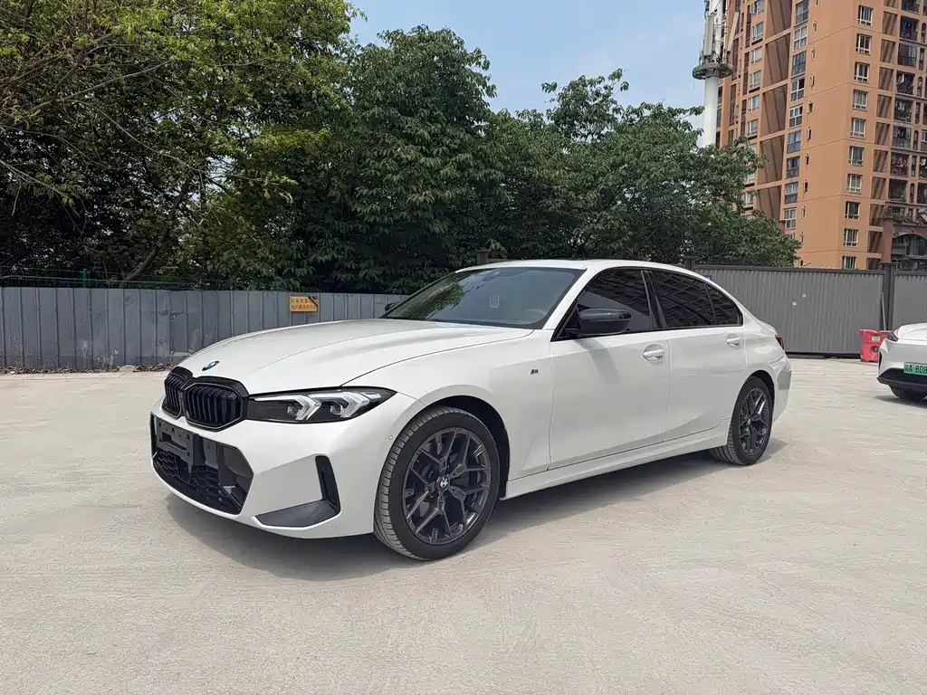 BMW 3 Series 2024