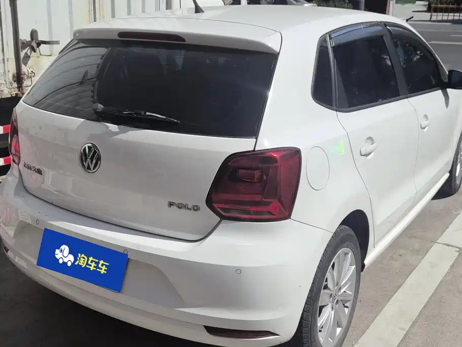 Volkswagen Polo 2016