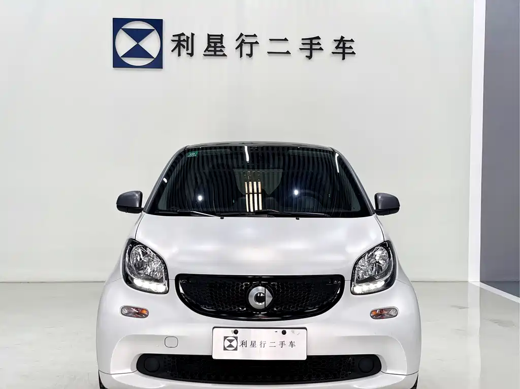smart Fortwo 2019 — фото 4