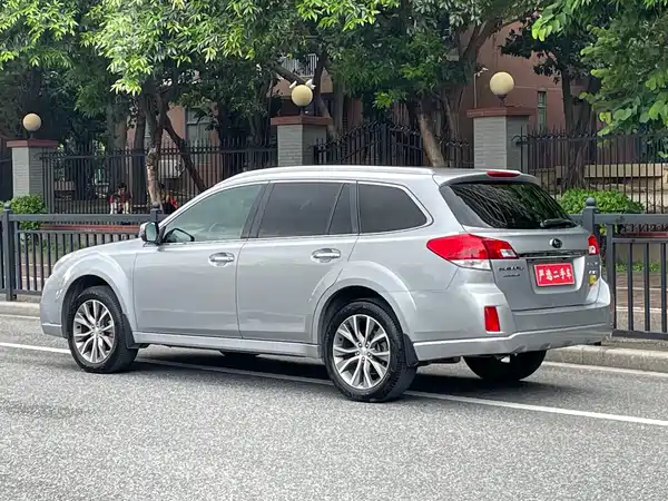 Subaru Outback 2014