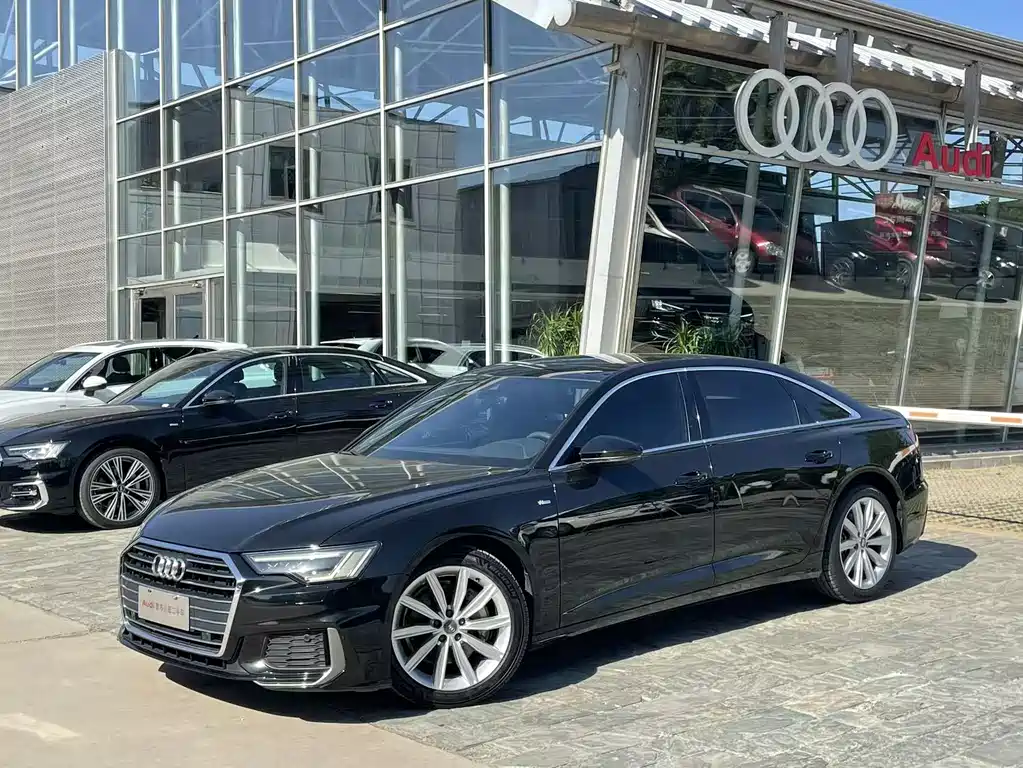 Audi A6L 2021 — фото 1
