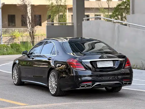 Mercedes-Benz S-Class 2020