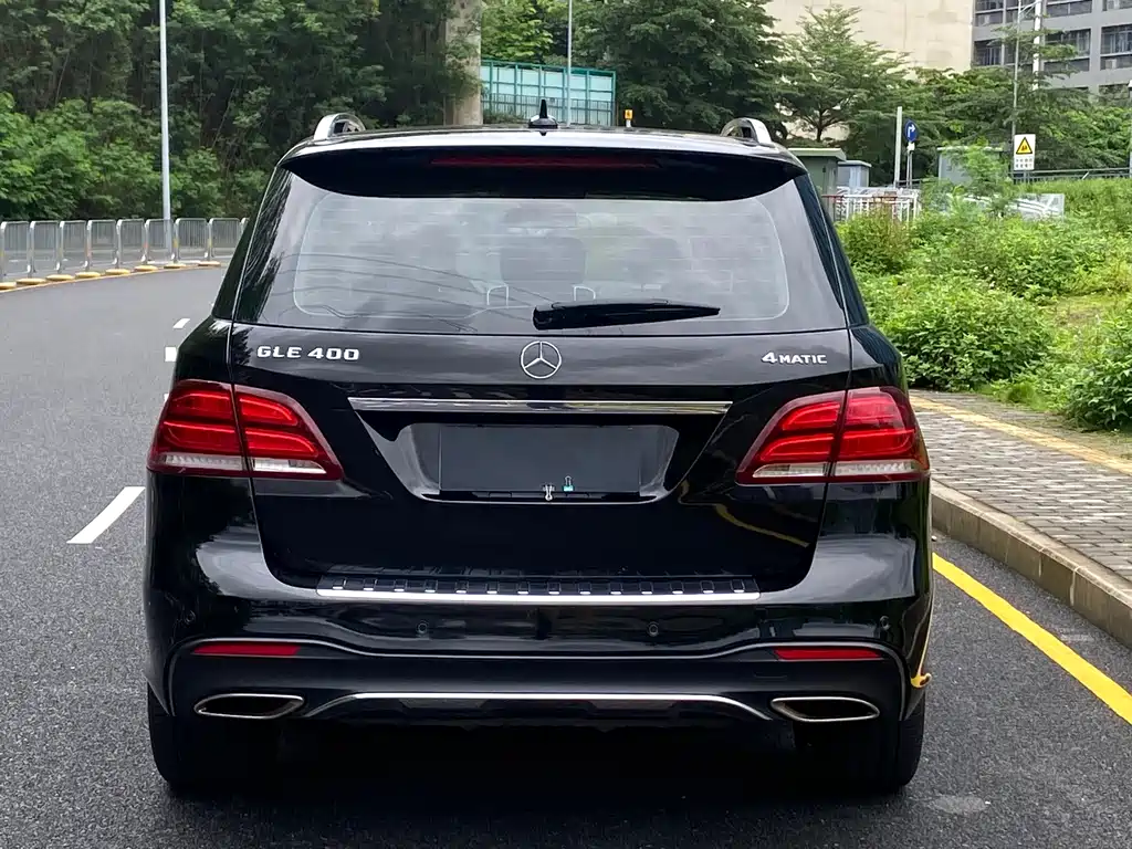 Mercedes-Benz GLE 2016 — фото 20