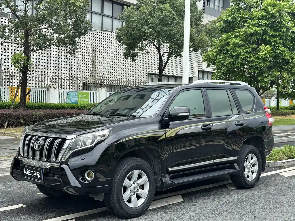 Toyota Prado 2014 — фото 1