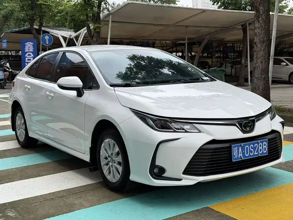 Toyota Corolla 2020 — фото 3