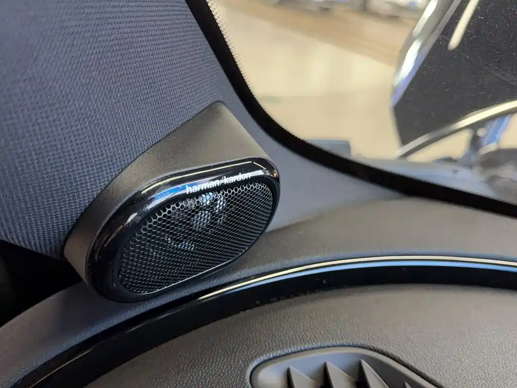 MINI Clubman 2024 — фото 17