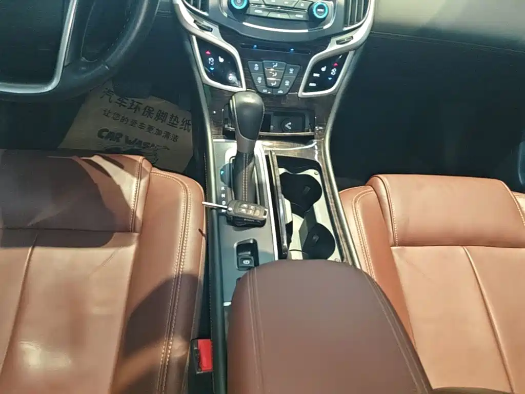 Buick LaCrosse 2016 — фото 14
