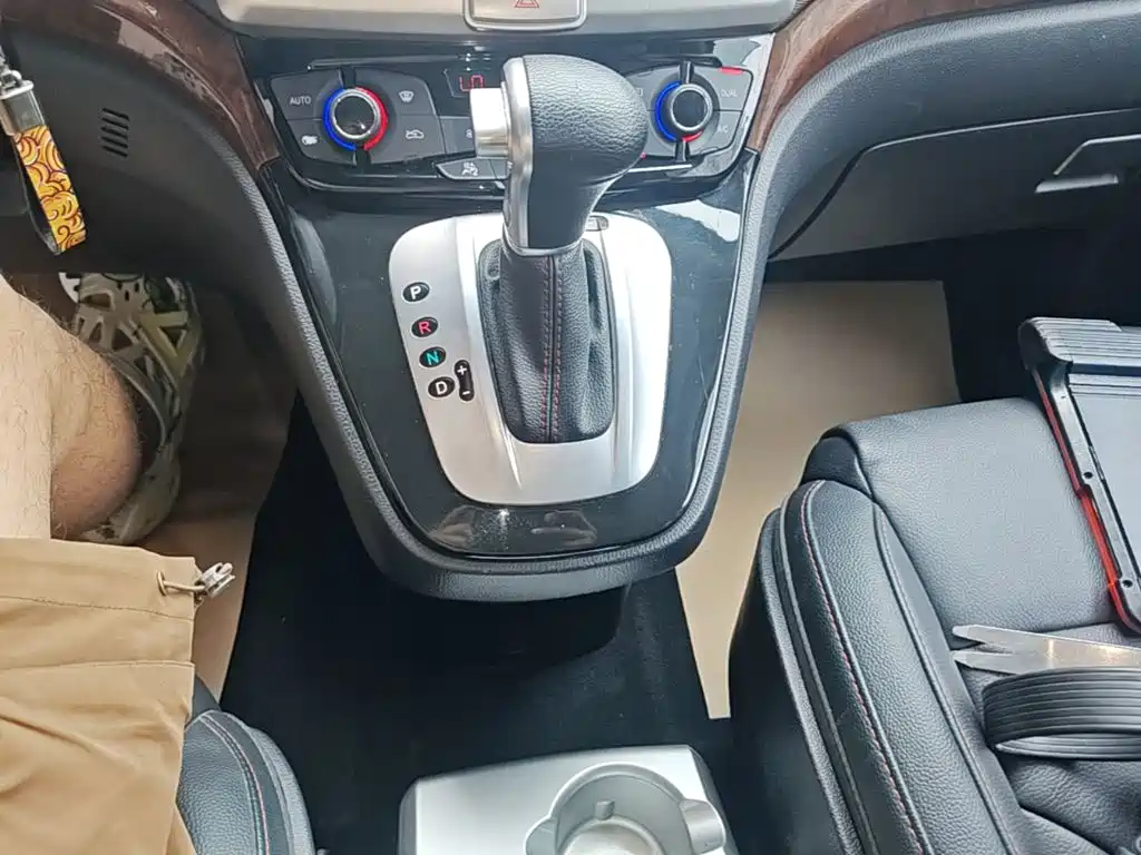 Haval H6 2015 — фото 14