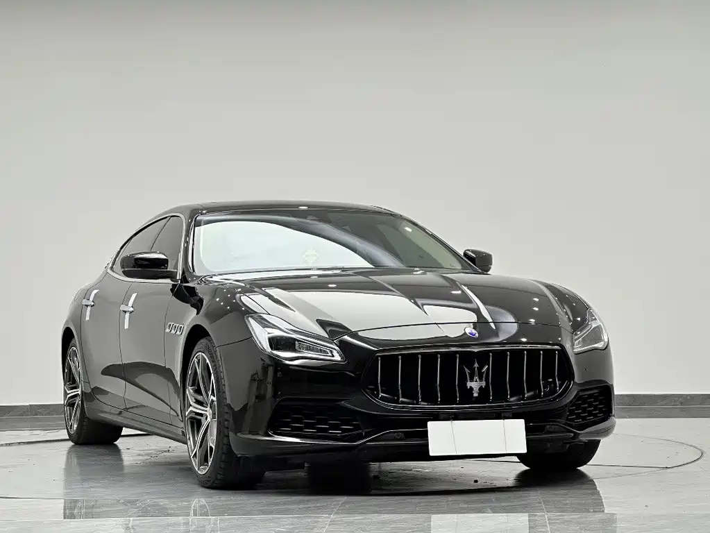 Maserati Quattroporte 2017 — фото 3