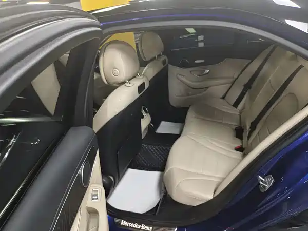 Mercedes-Benz C-Class 2017