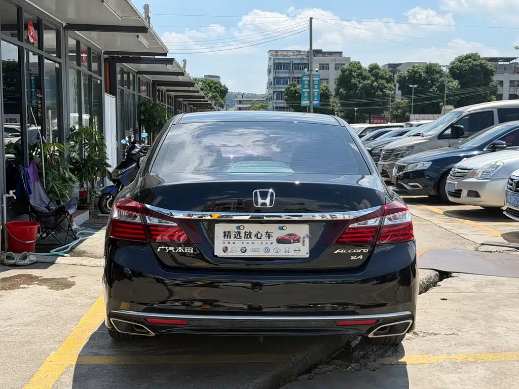 Honda Accord 2017 — фото 5