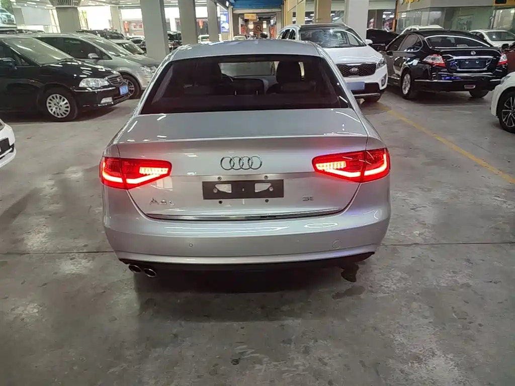 Audi A4L 2015 — фото 6